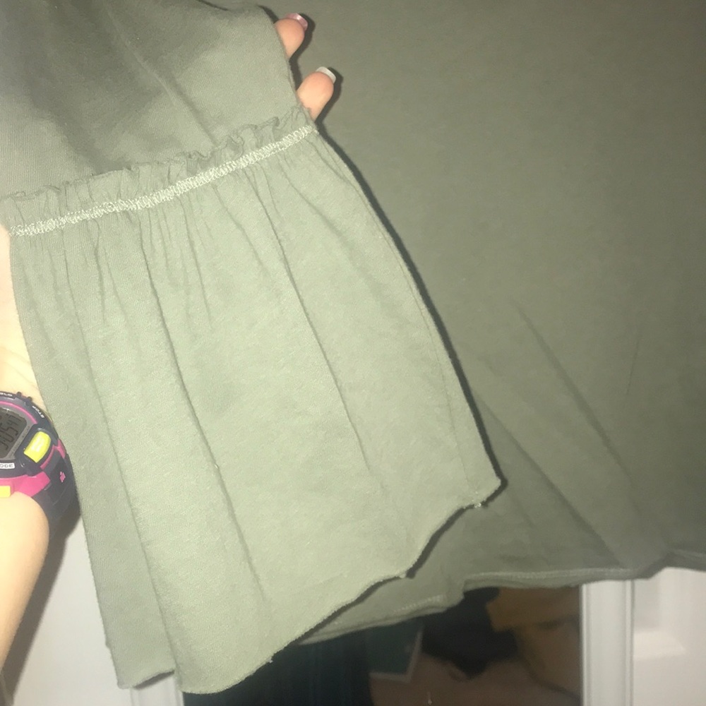 Olive green Ruffle tee - Picture 2 of 3
